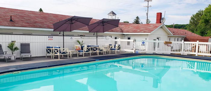 Honeymoon Lodge Motel (Coastal Inn) - Recent Photos From Website (newer photo)